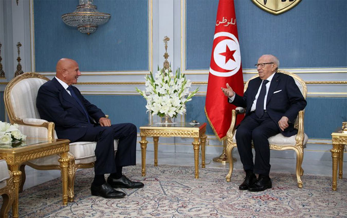 Néjib Chebbi s’en prend à Béji Caid Essebsi, le « reclus de Carthage »