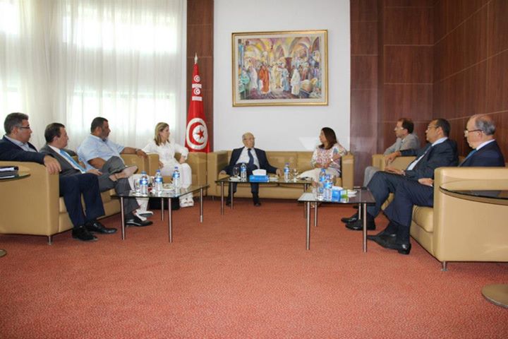 Bouchamaoui reçoit Essebsi au siège de l'UTICA