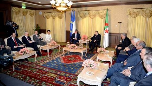 Algérie-France : Un communiqué commun en 60 points !