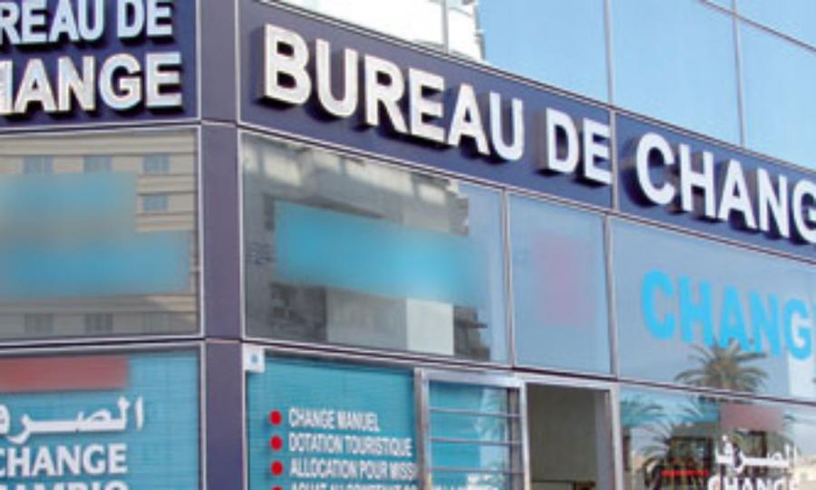 BCT : Près de 1100 MD collectés par les bureaux de change manuel des devises