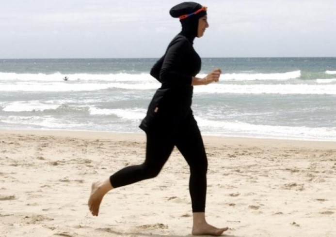 Port du burkini en France : Entre consternation et polémique