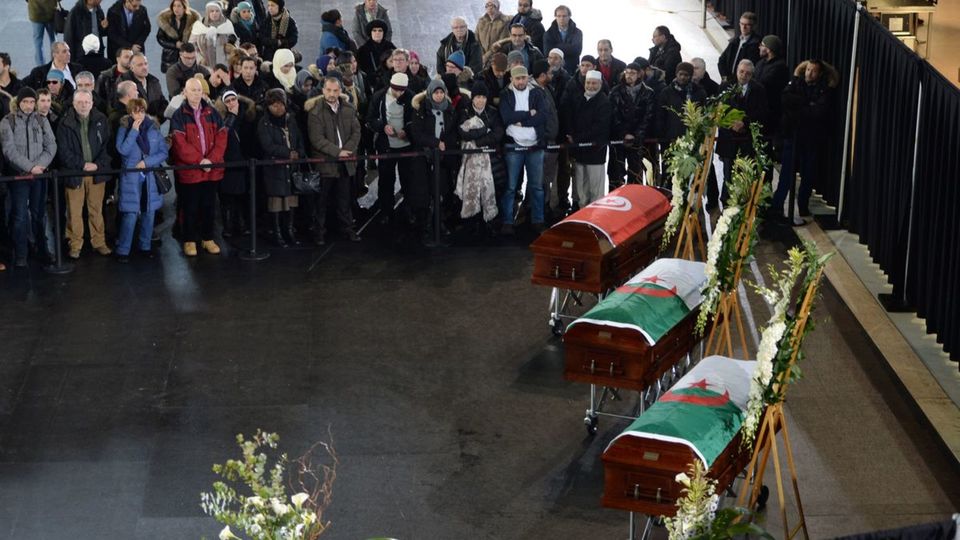 Hommage émouvant aux victimes de l'attentat à la mosquée de Québec