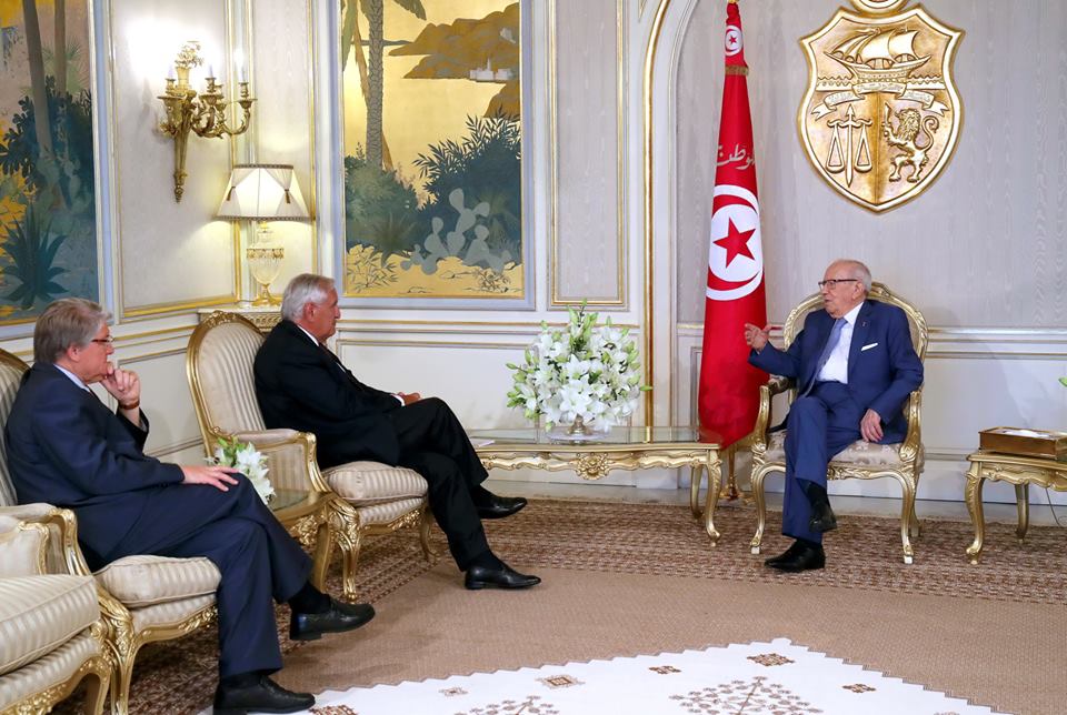 Béji Caid Essebsi reçoit Jean Pierre Raffarin