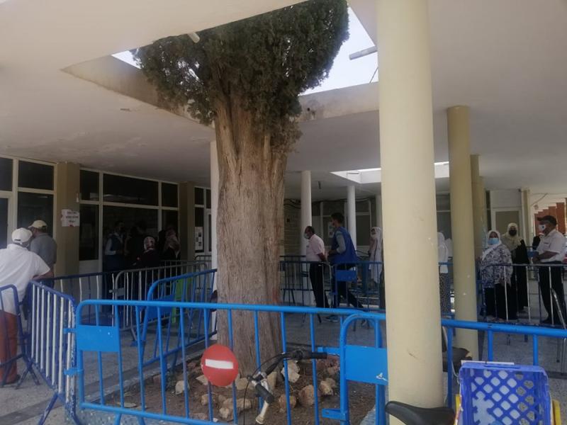 Parcours de vaccination à la Maison de la Jeunesse Maghrébine de Rades: un professionnalisme remarquable