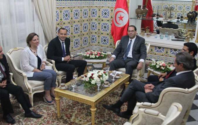 ExpressFm : 6 ministères à Nidaa Tounés, 4 à Ennahdha, 4 à Afek et 2 à l’UPL