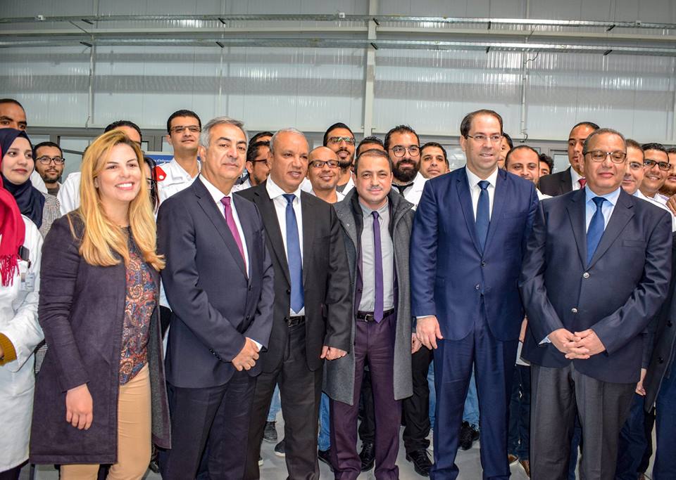 Chahed salue la réussite de LEONI, plus grand employeur en Tunisie après l’Etat