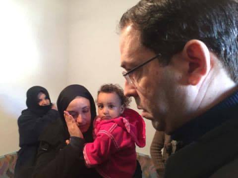 Le chef du gouvernement chez la famille du délégué Mohsen Ben Aissi
