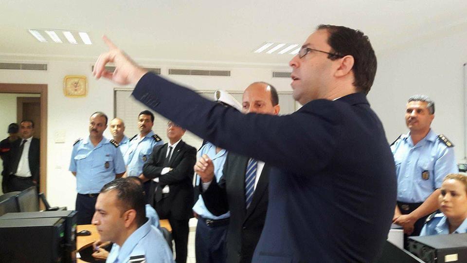 Inondations : Chahed supervise  les opérations d’intervention 