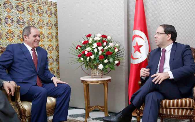Youssef Chahed reçoit le ministre algérien des Affaires étrangères