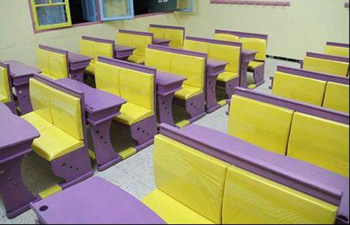 L’Association "Baraem" fournit des bancs à toutes les écoles primaires d’El Jem