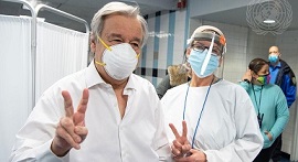 Covid-19 : le chef de l'ONU appelle à la création d'un groupe de travail du G20 sur les vaccins dans la « guerre » contre le virus