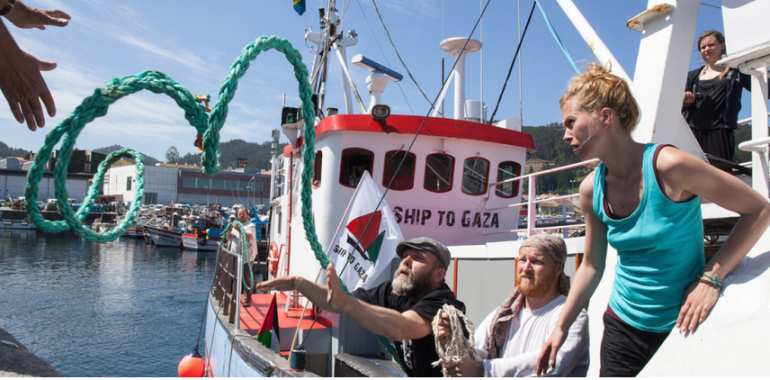 Départ d'un bateau humanitaire pour briser le blocus israélien à Gaza