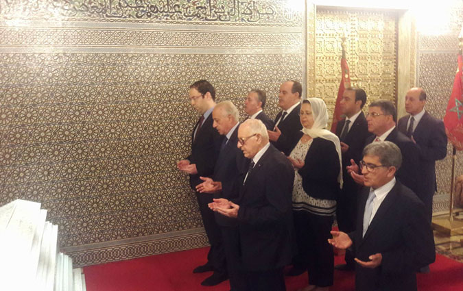 Le chef du gouvernement visite le mausolée Mohamed V