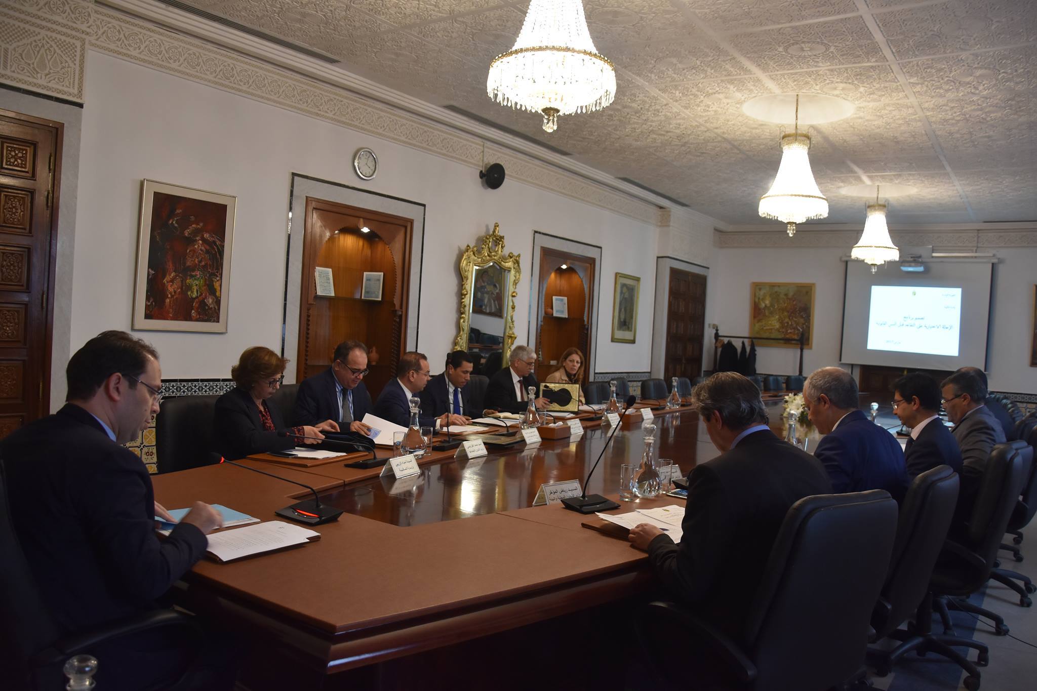 Examen des projets de réforme de la fonction publique et de la retraite