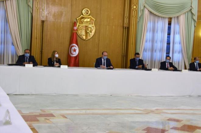  La stratégie nationale de confinement sanitaire ciblé sera annoncée demain mercredi