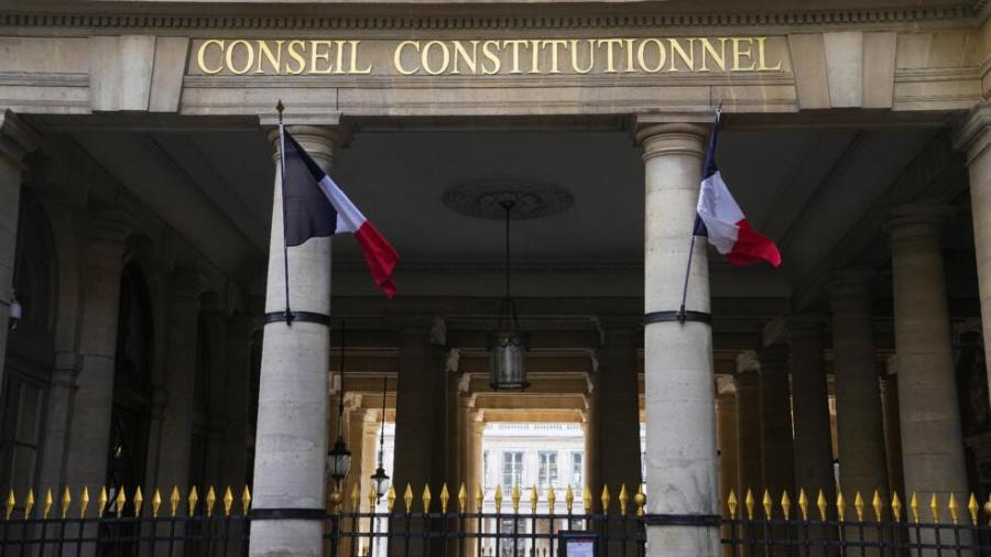 France: la loi sur l'immigration largement censurée par le Conseil constitutionnel