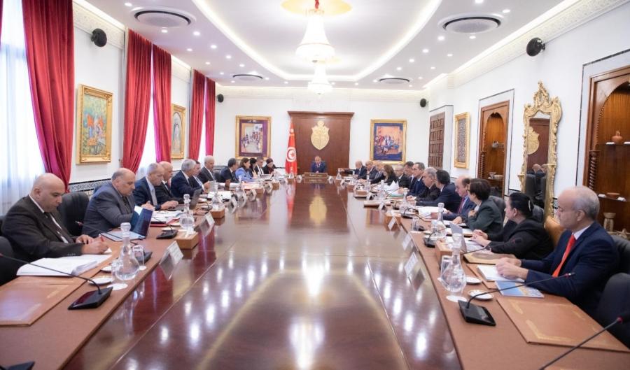 Conseil des ministres : approbation du projet de loi organique relatif aux conseils locaux, régionaux et des districts.