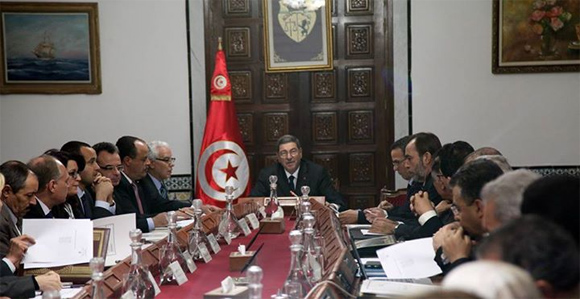 Habib Essid satisfait à 95% de son gouvernement