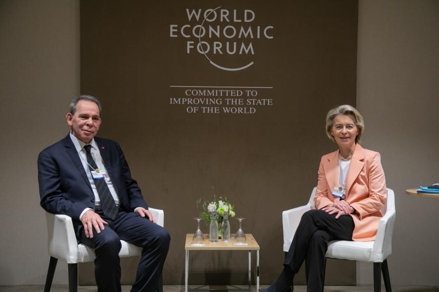   Hachani rencontre à Davos Ursula von der Leyen: La Tunisie peut compter sur le soutien de l’UE