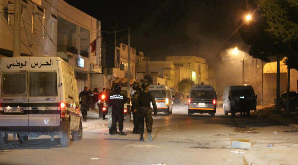 Attaque contre le poste de police de Douar Hicher