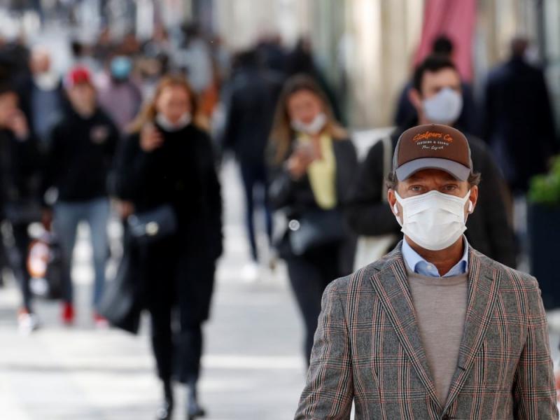 France : au 1er jour de déconfinement, le bilan repart à la hausse avec 263 morts en 24 heures