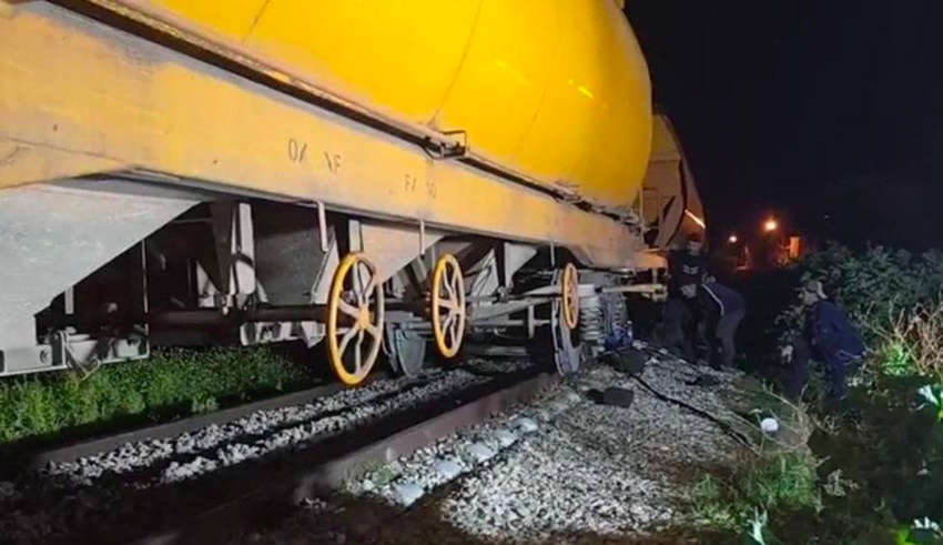 Déraillement d’un train de marchandises à Béja avec 450 quintaux de blé à bord