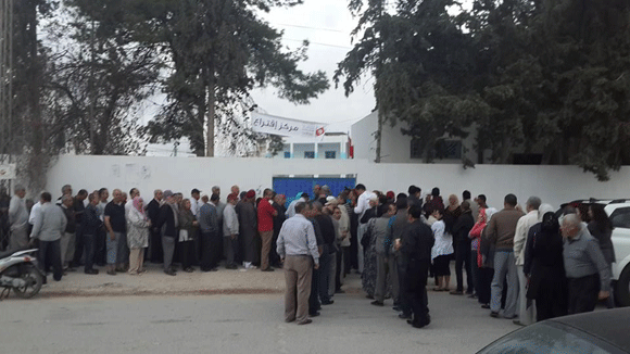 Tunisie – 23 novembre: Arrêt et stationnement interdits devant les centres de vote