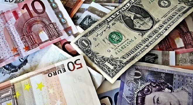 Plus d'un million de dinars en devises saisi à Médenine