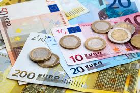 Gabes : Arrestation d'une personne en possession de 100 mille dinars en devises