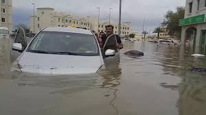 Dubaï dans le chaos: L’équivalent de 2 années de précipitations en 24 heures
