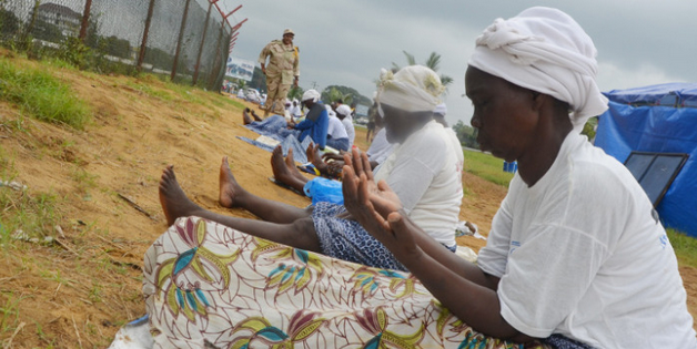 Le Virus Ebola tue plus de femmes que d'hommes !
