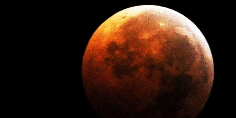 Éclipse lunaire totale du 13 au 14 mars 2025 : Phases visibles en Tunisie