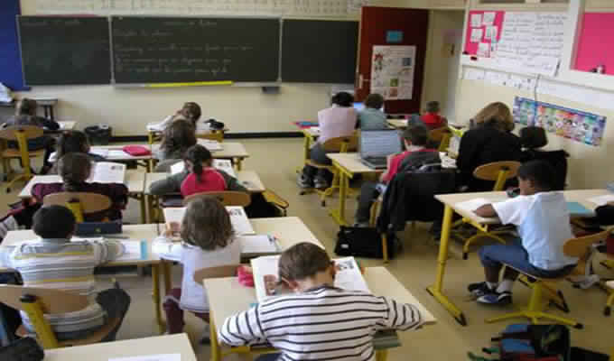Des cours particuliers gratuits dans les établissements durant les vacances d’été