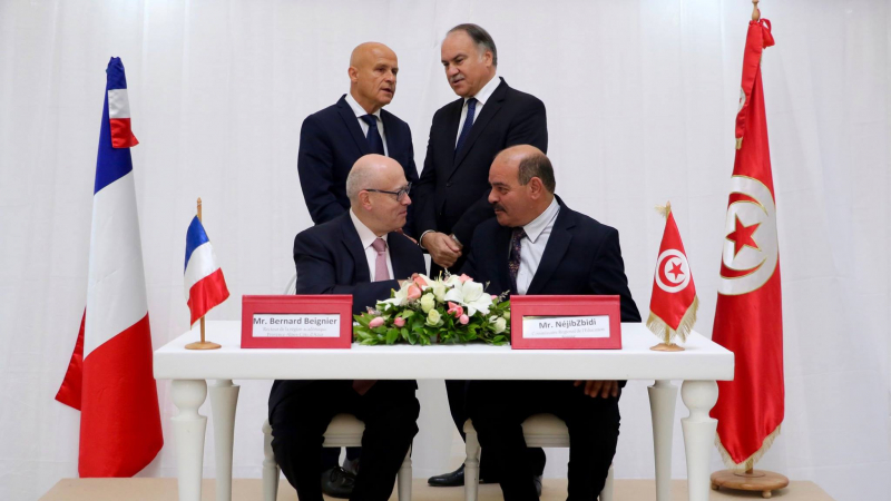 Trois conventions de partenariat entre la Tunisie et la France en matière d’éducation