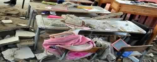 Effondrement du plafond d'une salle de l'école primaire à Bouhajla