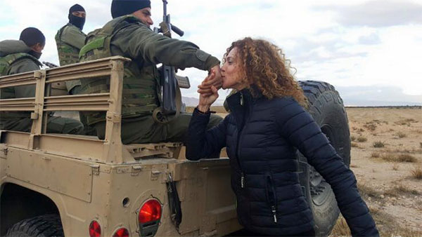 "Le convoi de solidarité avec les soldats" adresse ses voeux depuis...Châambi !