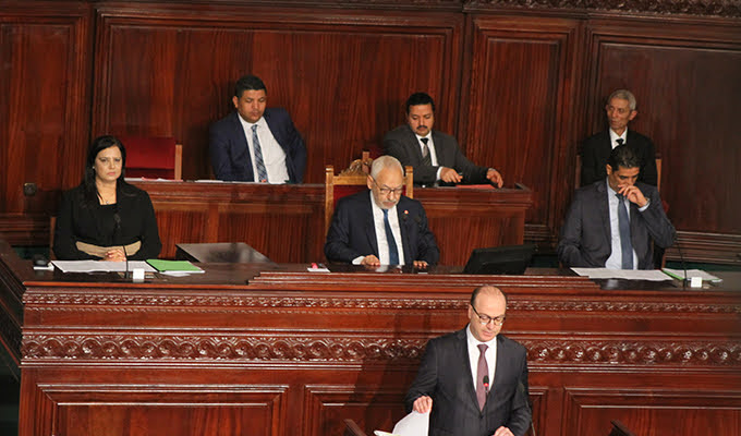 Tunisie: l’ARP va-t-elle déléguer certains de ses pouvoirs au chef du gouvernement ?