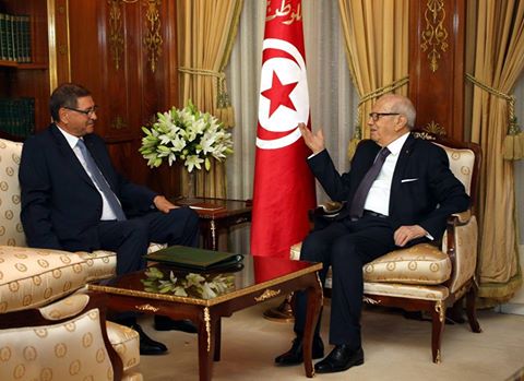 La situation économique et sécuritaire au centre de la rencontre entre Essebsi et Essid