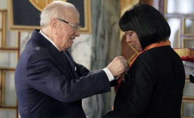 Le président Essebsi rend hommage à Nejiba Hamrouni et présente ses condoléances à sa famille