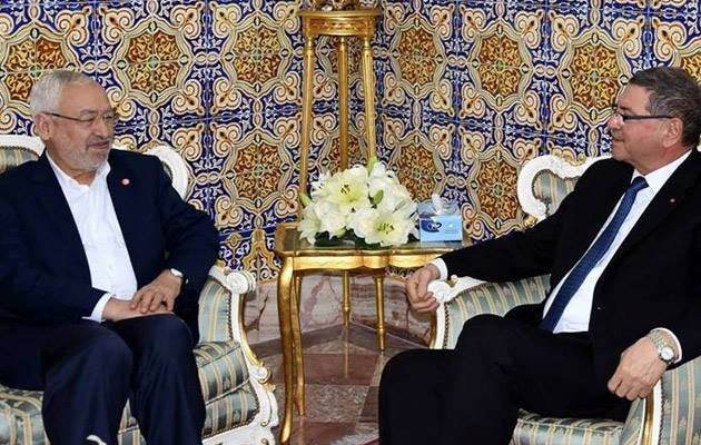 Rached Ghannouchi au secours de  Habib Essid?