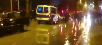 L'explosion du bus serait due à un attentat suicide