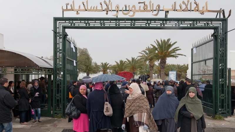 Le doyen de la faculté de Mannouba porte plainte contre l'UGET