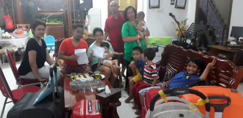 AirAsia: Une famille échappe au vol fatal