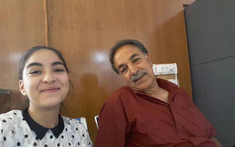 Cette Tunisienne de 19 ans lance un appel pour sauver la vie de son père