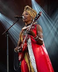 L'artiste malienne Fatoumata Diawara annule son spectacle au Festival de Hammamet