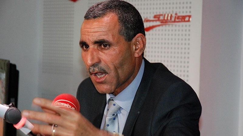 Faiçal Tebbini : « Habib Essid sert de façade aux  lobbies» !