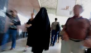 La femme d'un chef de parti politique devant la brigade antiterroriste