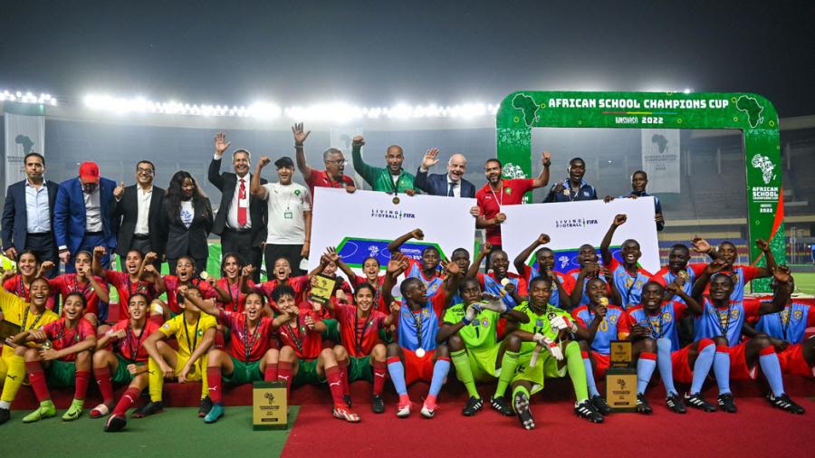 Le Président de la FIFA assiste au dénouement de la Coupe des Champions Scolaires