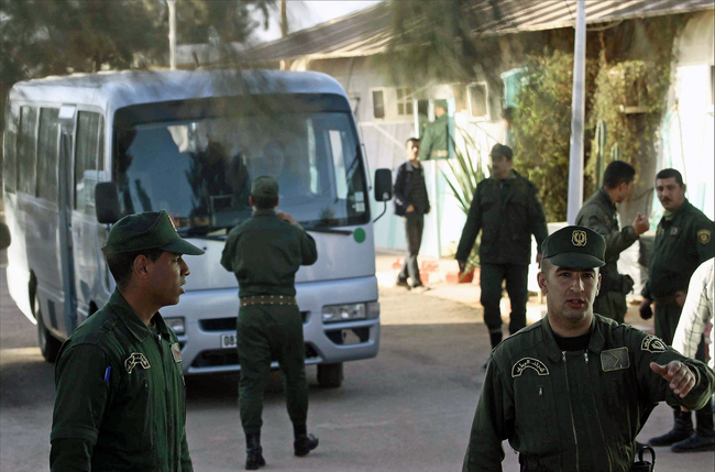 Algérie: Un réseau de trafic d’armes vers la Tunisie démantelé