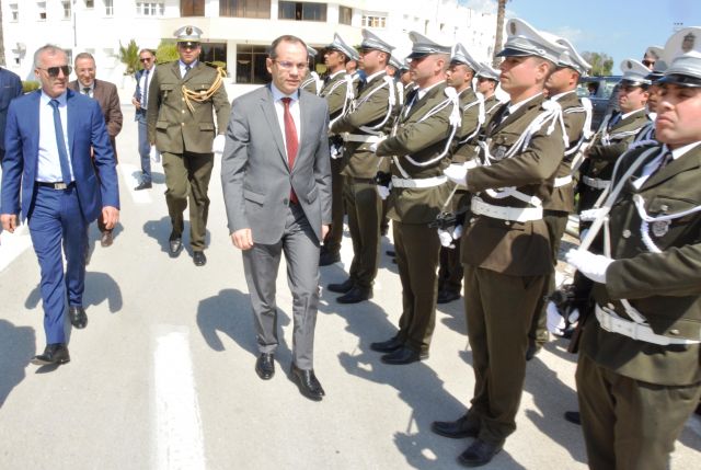Hommage aux héros de l’opération antiterroriste de Hassi Ferid